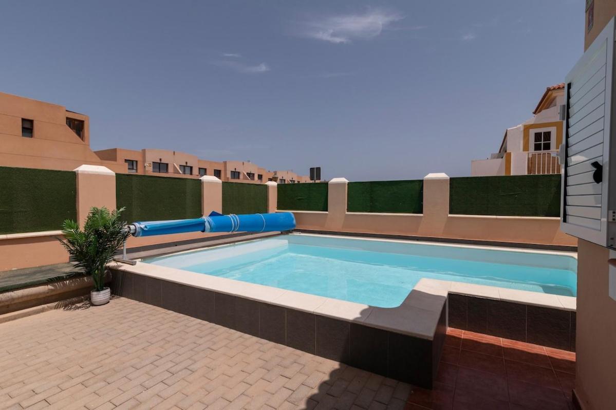 PISCINA Y TERRAZA PRIVADA mejor equipado Caleta De Fuste Exterior foto