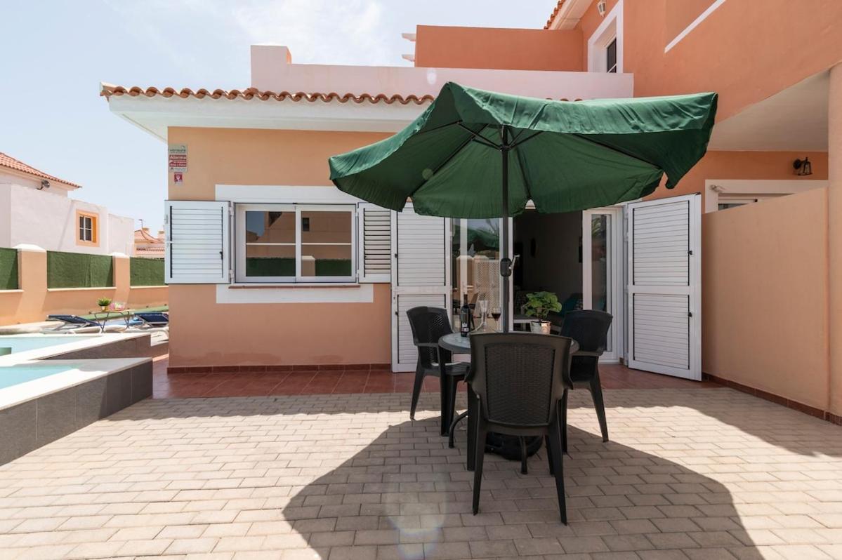 PISCINA Y TERRAZA PRIVADA mejor equipado Caleta De Fuste Exterior foto
