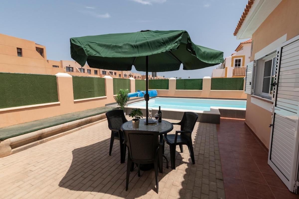PISCINA Y TERRAZA PRIVADA mejor equipado Caleta De Fuste Exterior foto