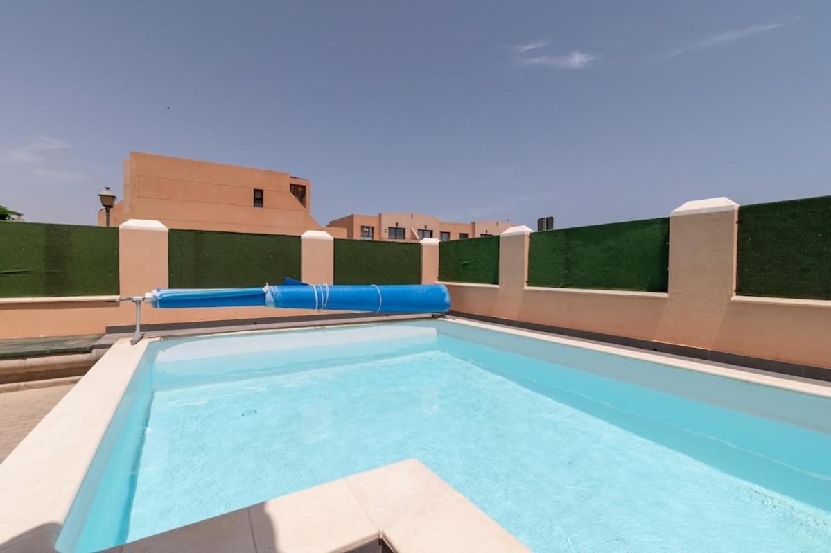 PISCINA Y TERRAZA PRIVADA mejor equipado Caleta De Fuste Exterior foto